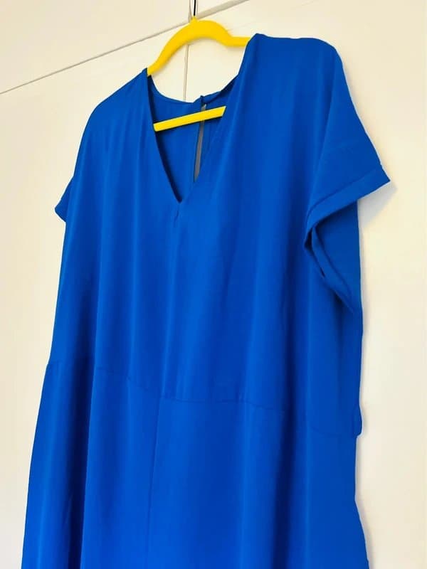 Source Unknown Blue jumpsuit, very good, size20-20