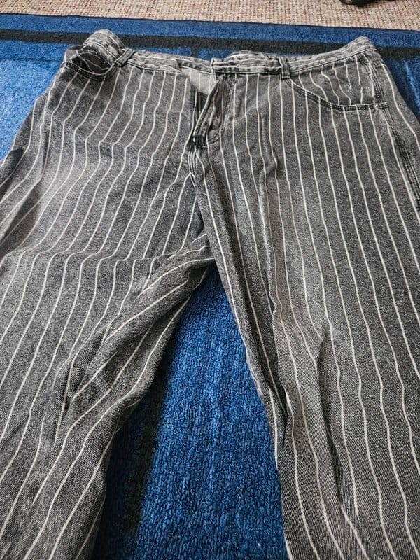 Bershka Grey & White Striped Men's Jeans