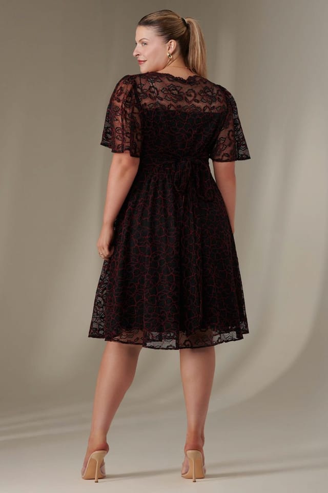 Jolie Moi Jolie Moi Women's Flare Sleeved Lace Midi Dress - 2