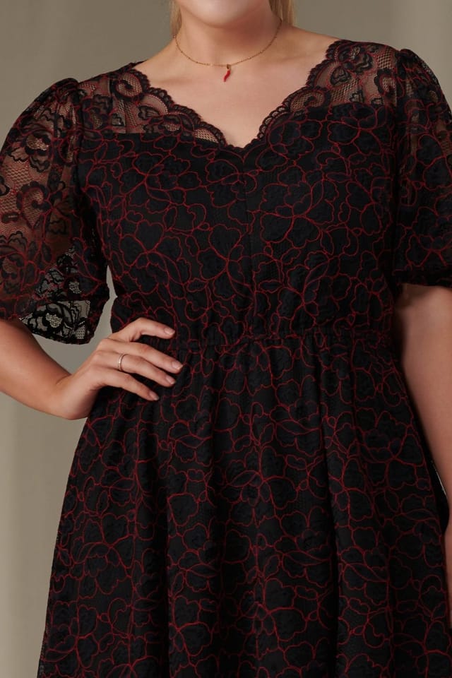 Jolie Moi Jolie Moi Women's Flare Sleeved Lace Midi Dress - 3