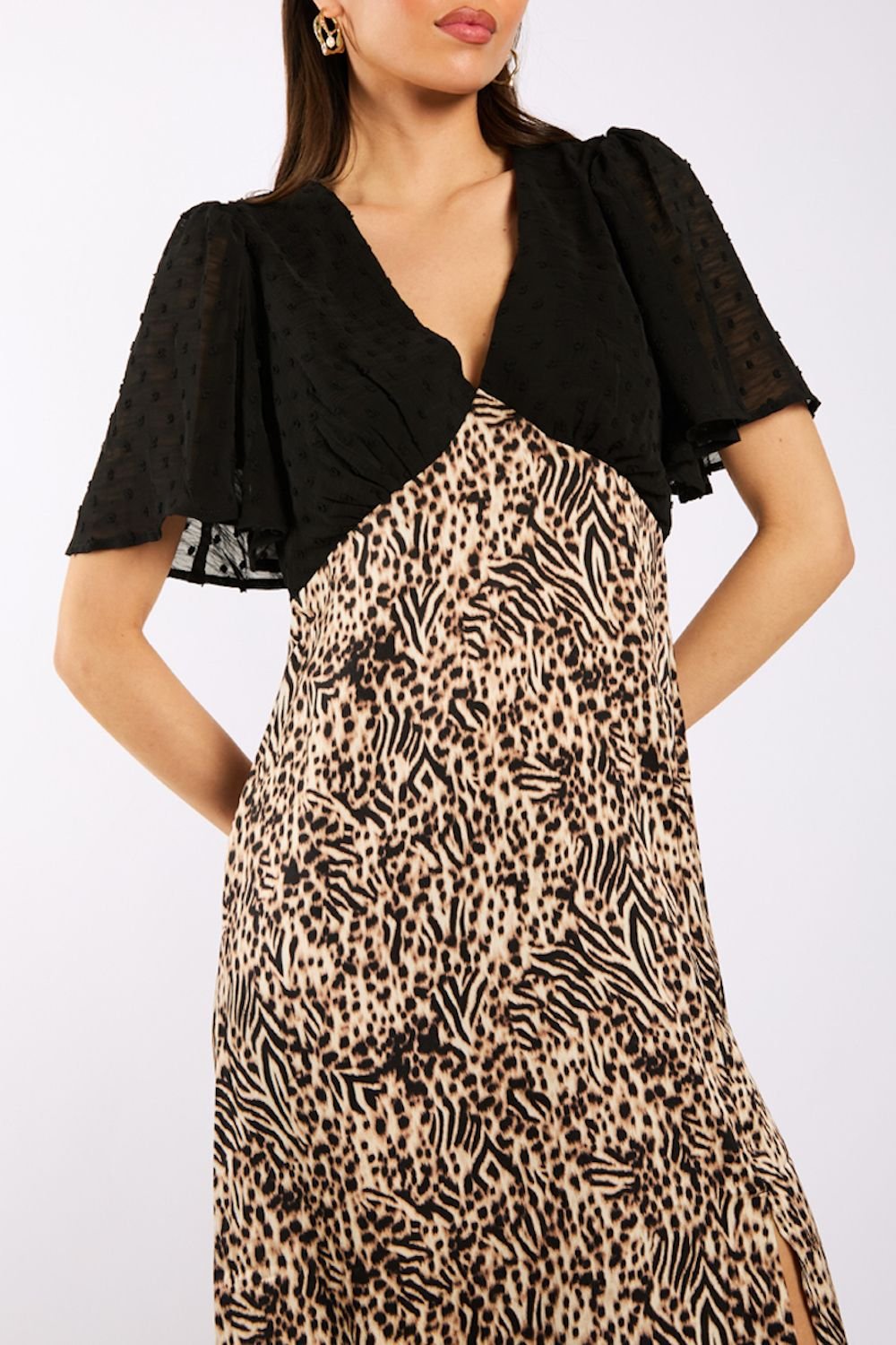 Needs No Label Needs No Label Women's Animal Satin Mix Flutter Sleeve Midi Dress in Black - 4