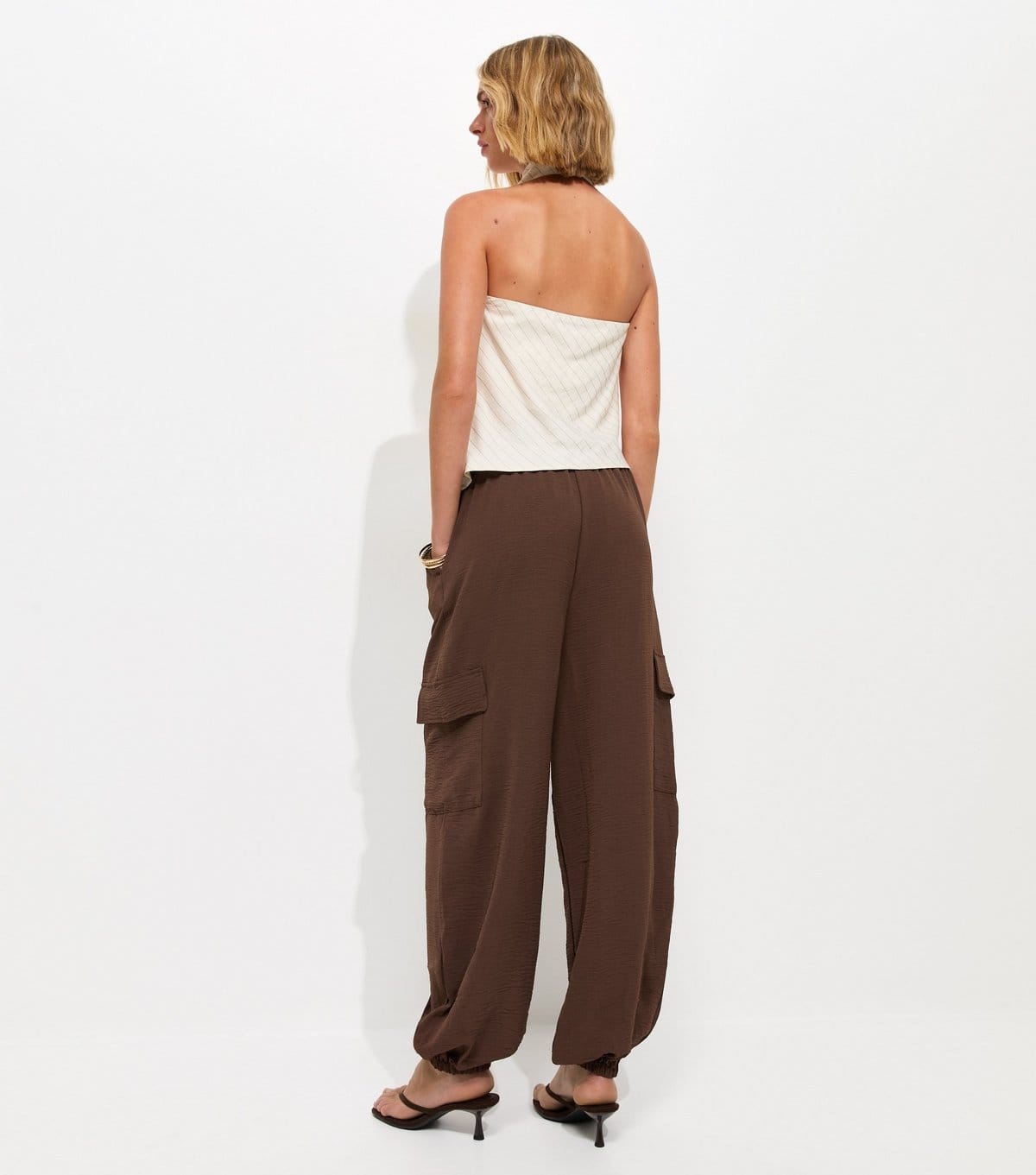 New Look Women's Darl Brown Cargo Style Cuffed Trousers New Look - 4
