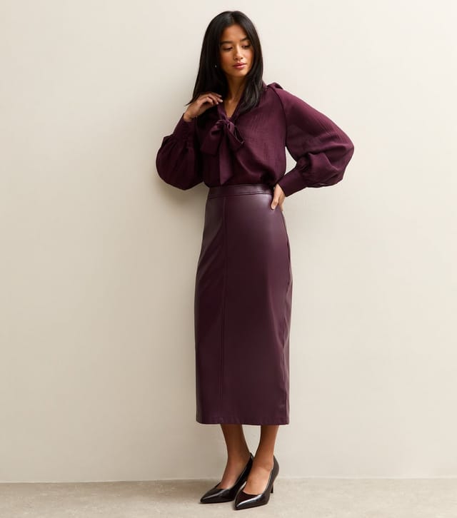 New Look Women's Petite Dark Burgundy Faux Leather Pencil Skirt New Look - 3
