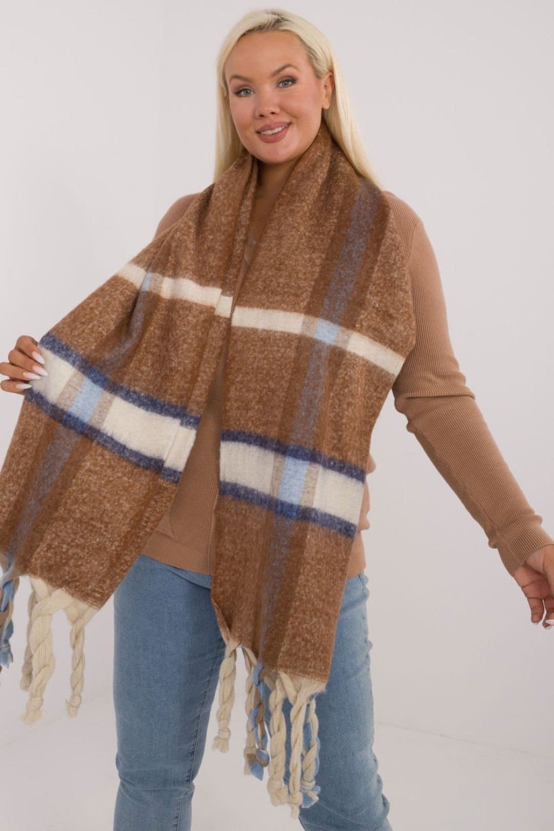 Love Lace Love Lace Women's Elegant Check Pattern Polyester Scarf with Tassels 180cm in Brown