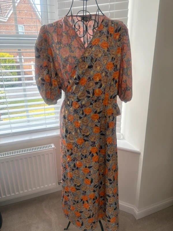 Never Fully Dressed Never Fully Dressed wrap midi  dress size 16