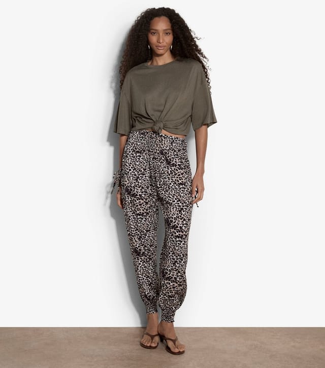 Apricot Women's Brown Animal Print Joggers Apricot New Look - 2
