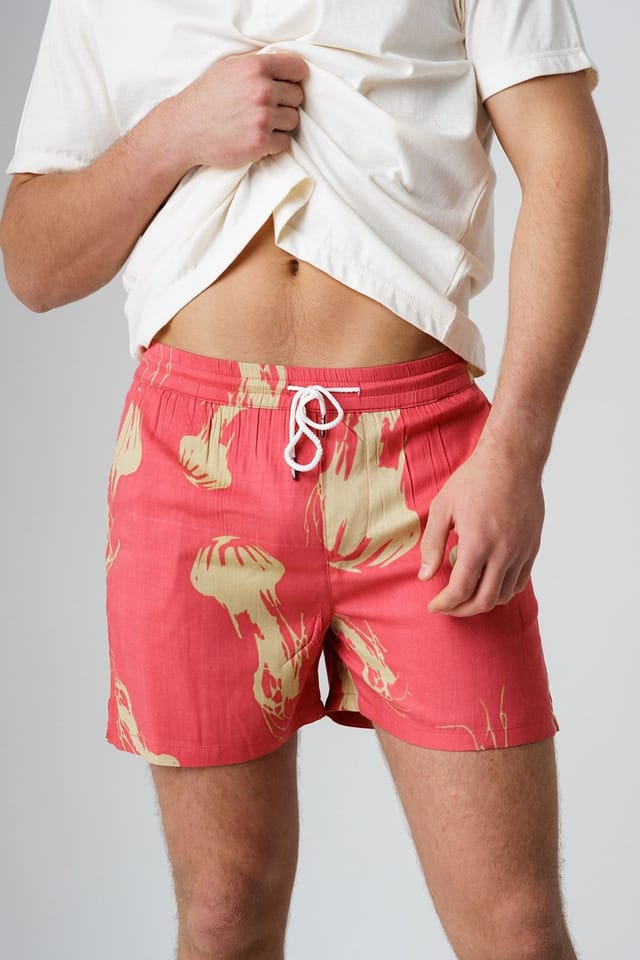 Influence Influence Men's Jellyfish Print Elasticated Shorts in Red - 3