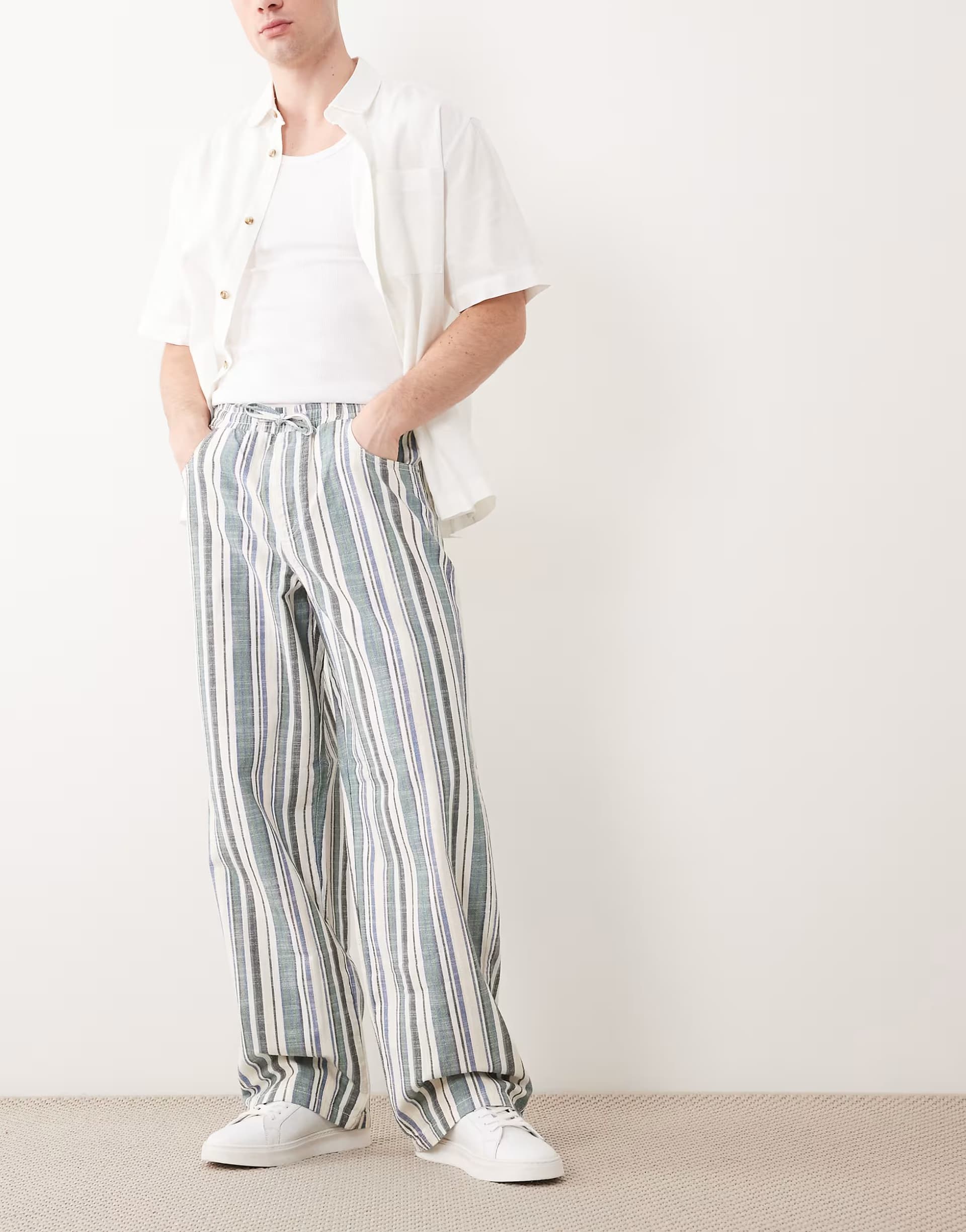 ASOS ASOS DESIGN baggy elasticated trouser in stripe