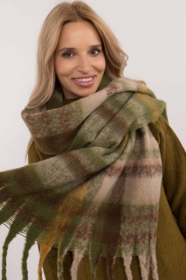 Love Lace Love Lace Women's Elegant Classic Check Polyester Scarf With Tassels For Winter in Green - 2
