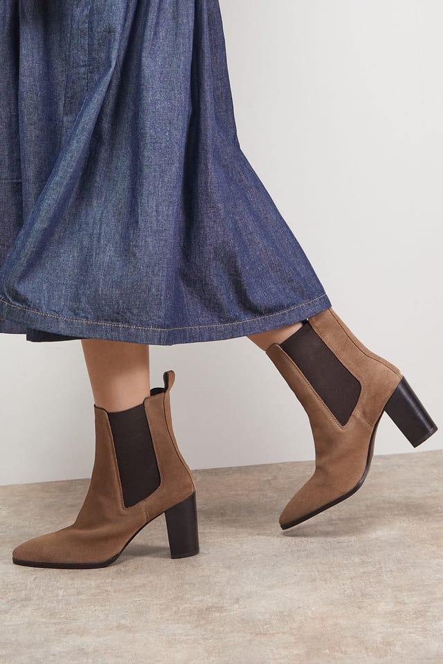 Oasis Oasis Women's Moss Suede Chelsea High Block Heel Ankle Boots in Taupe - 3