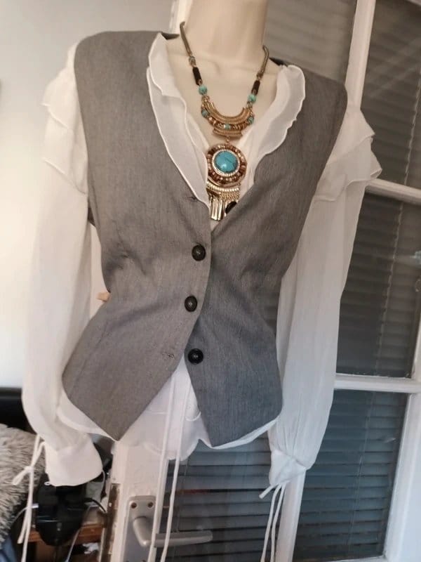 New Look Gorgeous Light Grey Waistcoat, Sizes 10,12
