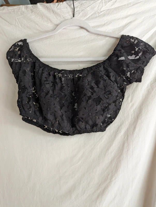 ASOS Beautiful black lace crop top Asos goth fairy core cottage core uk10