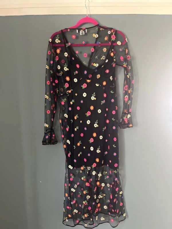 Never Fully Dressed Never Fully dressed mesh flower embroidered shirt dress size 14