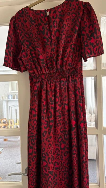 New Look Women’s animal print red and black dress