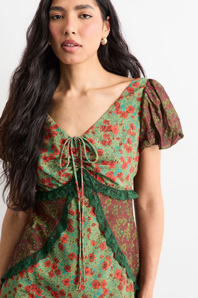Warehouse Warehouse Women's Mixed Floral Georgette Lace Insert Tendril Hem Midi Tea Dress - 2