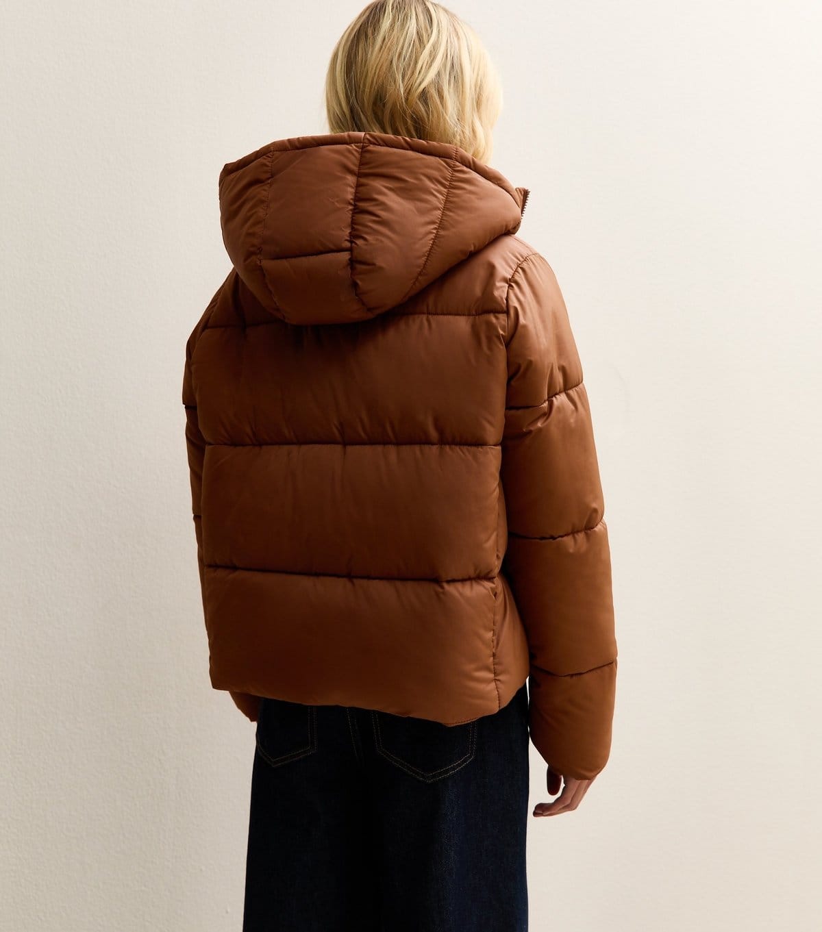 New Look Women's Tan Hooded Cropped Puffer Jacket New Look - 4