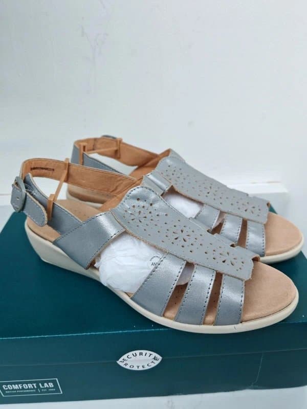 Hotter Hotter Athens Platinum Leather Size 5 STD Fit Brand New Boxed