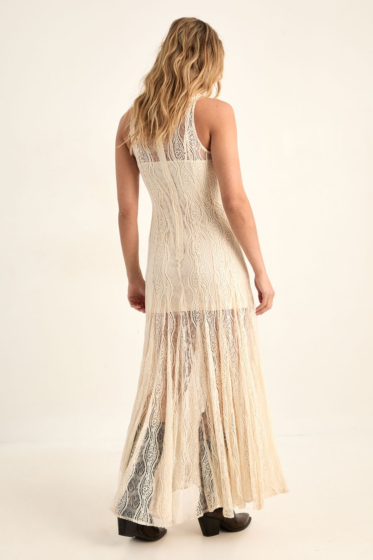 NastyGal NastyGal Women's Vintage Lace Godet Hem Maxi Dress in Cream - 4