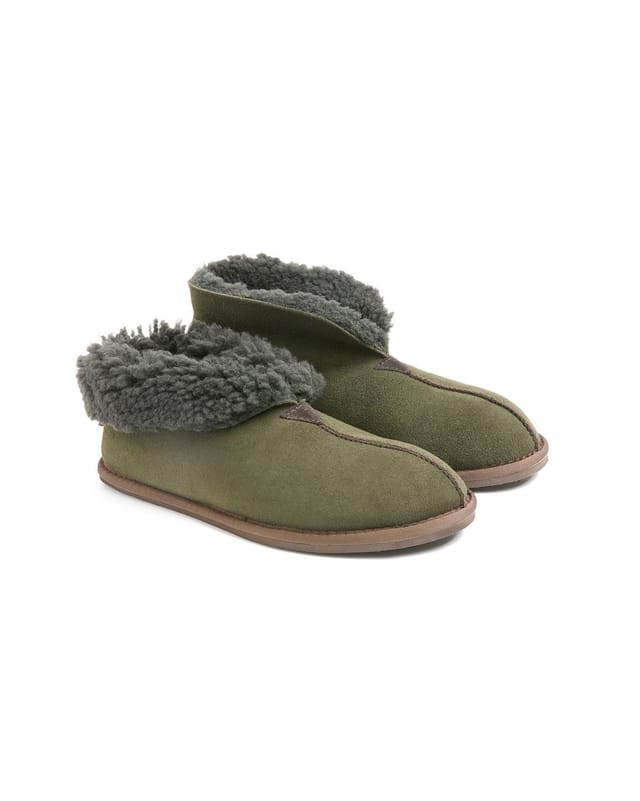 Celtic & Co Celtic & Co Men's British Shearling Bootee Slippers in Olive - 2
