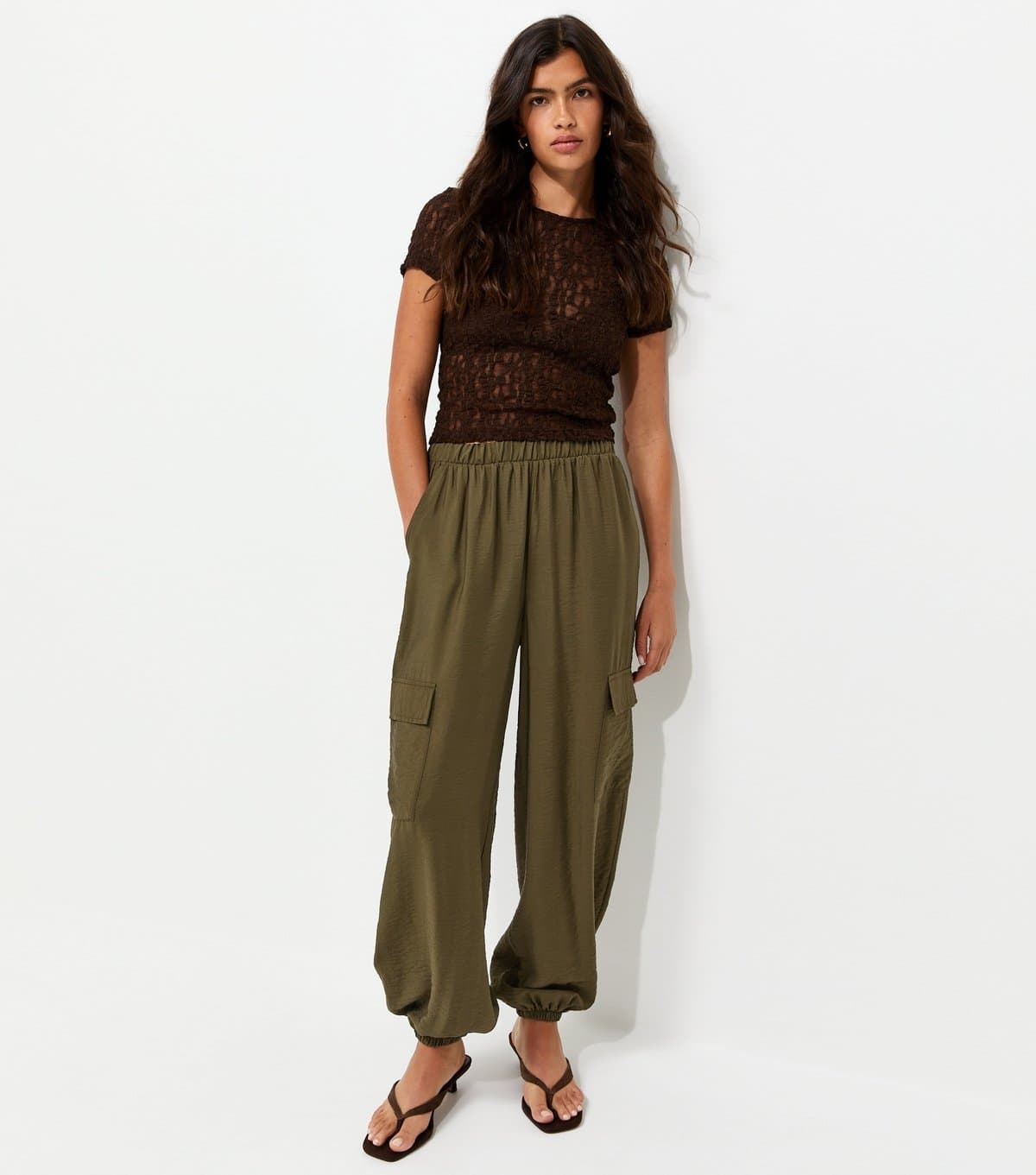 New Look Women's Dark Khaki Cargo Pocket Tapered Cuffed Trousers New Look