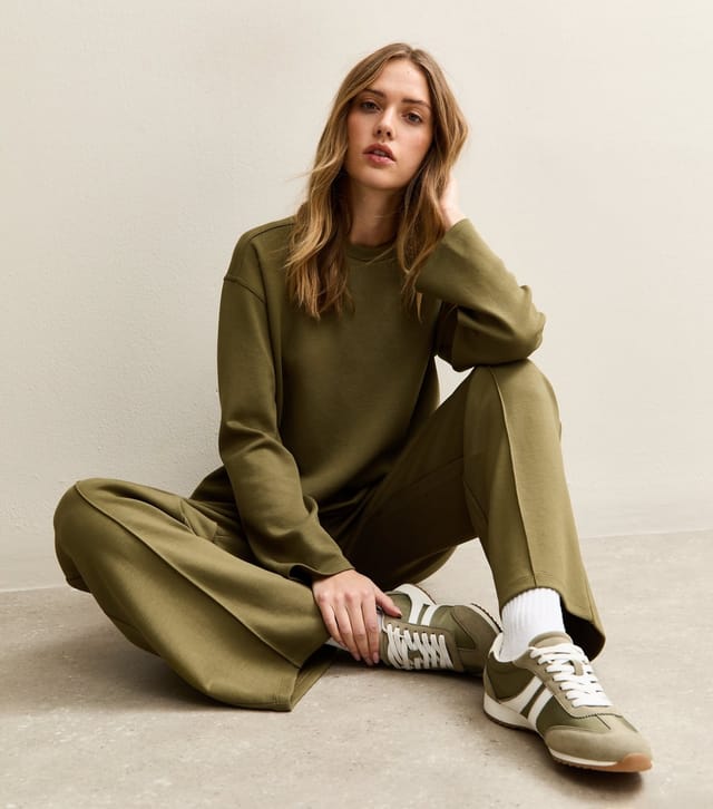 New Look Women's Premium Khaki Front Seam Wide Leg Jogger New Look - 2