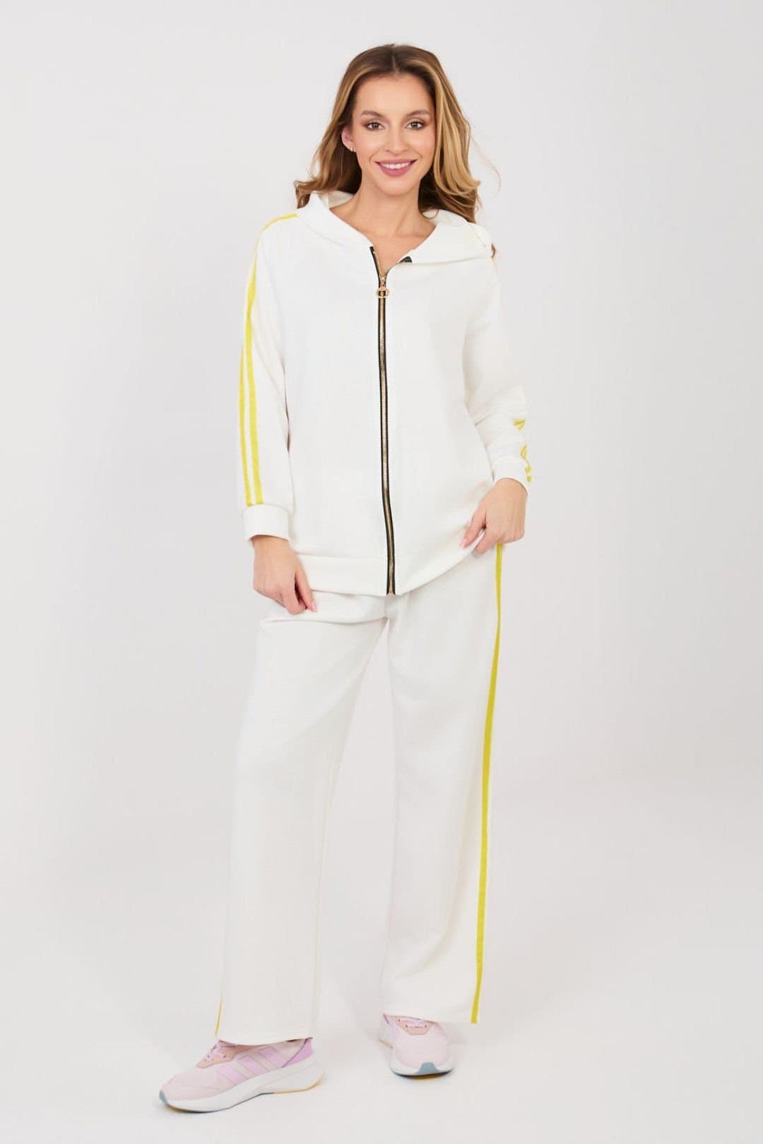 Love Lace Love Lace Women's Hoodie Zip Tracksuit Set With Wide Leg Pants in White