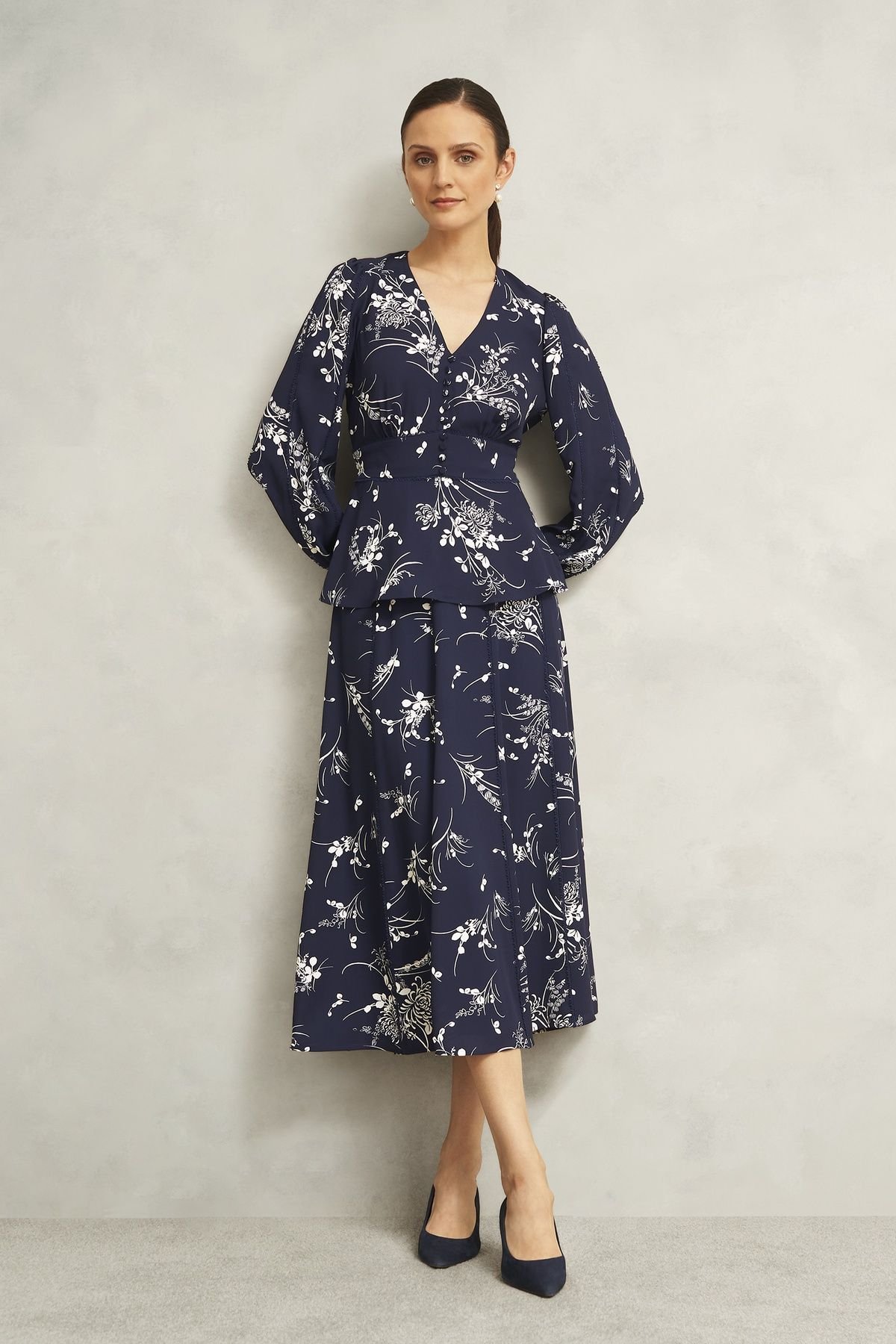 Hobbs London Hobbs London Women's Brielle Floral Print Top in Dark Navy - 3