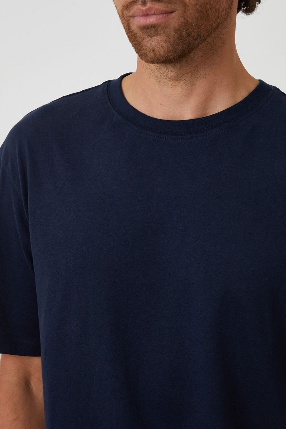 Threadbare Threadbare Men's Relaxed Fit Peached Cotton Shortie Lounge Set in Navy - 4