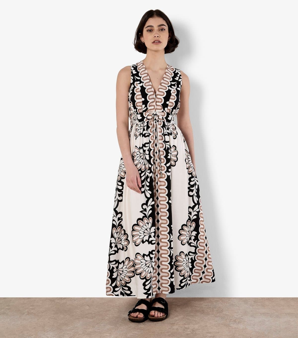 Apricot Women's White Mirror Floral Print Maxi Dress Apricot New Look