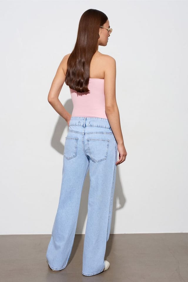 Dilvin Dilvin Women's Mid-Waist Wide-Leg Cotton Denim Jeans in Light Blue - 2