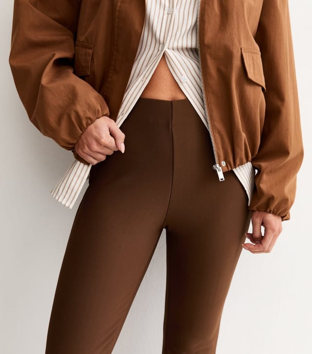 New Look Women's Petite Dark Brown Ribbed Flare Trousers New Look - 2