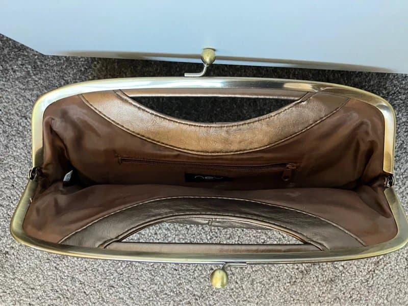 New Look Classy clutch bag