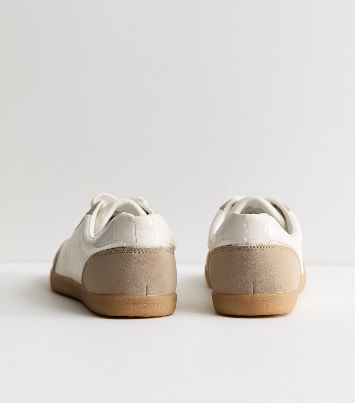 New Look Women's White Faux Leather Lace Up Trainers New Look - 4