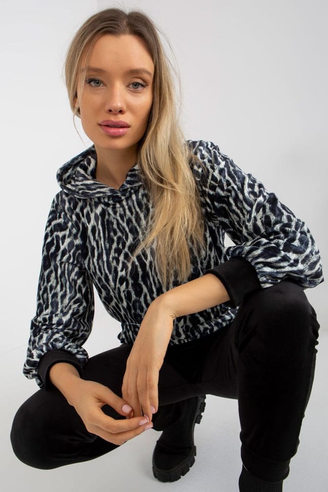 Love Lace Love Lace Women's Velour Animal Print Hoodie Sweatpants Set in Black - 3
