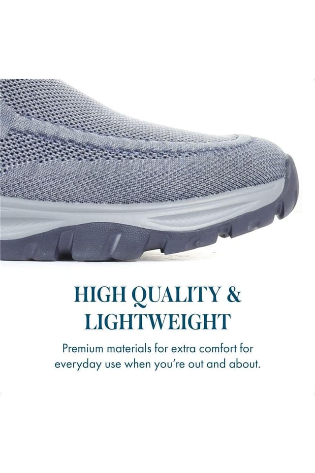 Pavers Pavers Men's Lightweight Slip-On Trainers in Navy - 3