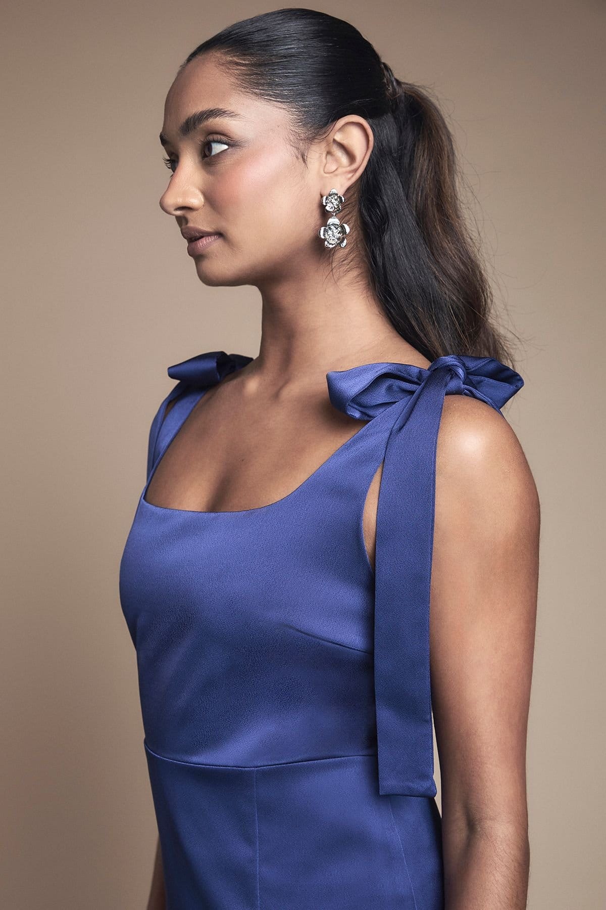 Oasis Oasis Women's Satin Tie Shoulder Midi Bridesmaid Dress in Navy - 4