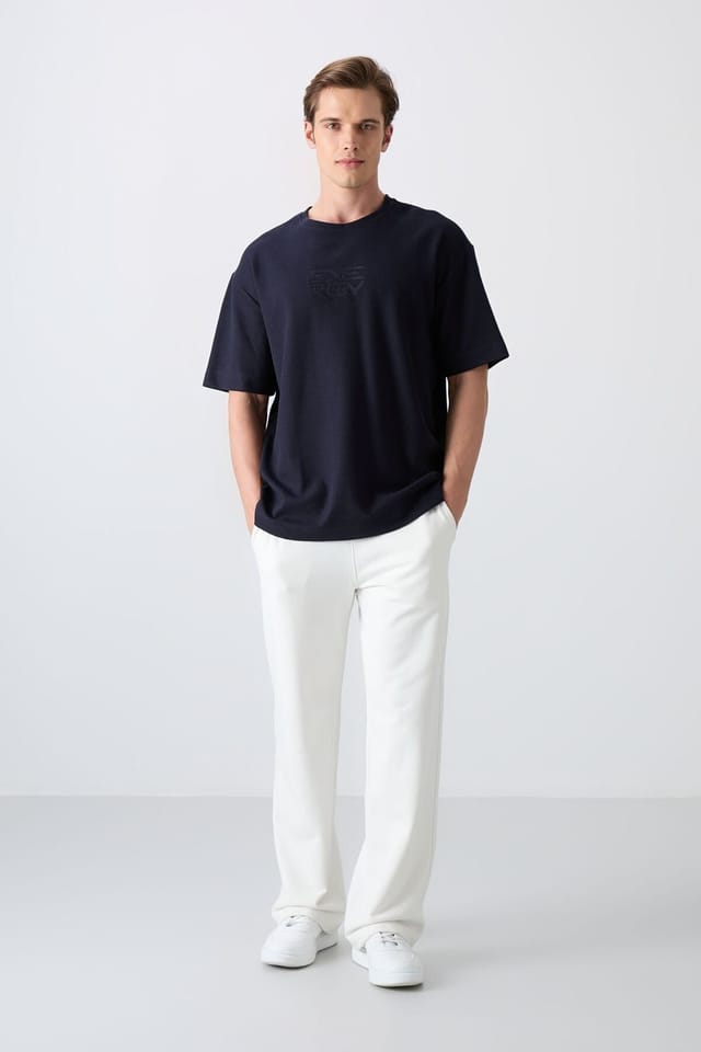 Tommy Life Tommy Life Men's Oversized Logo Embroidered Cotton-Blend T-Shirt in Navy - 2
