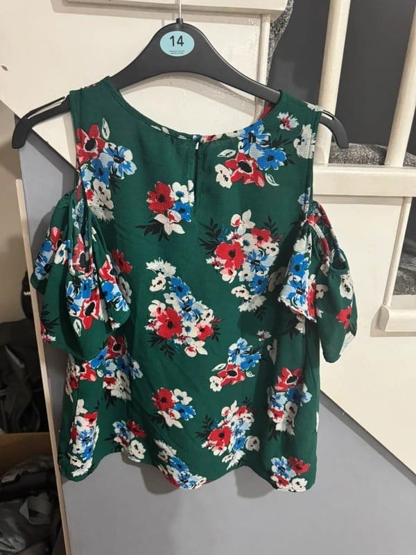 New Look Dark Green Floral Cold Shoulder Top Size 12