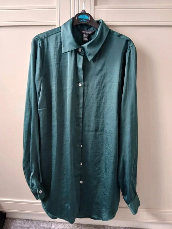New Look Dark Green Satin Slim Fit Shirt