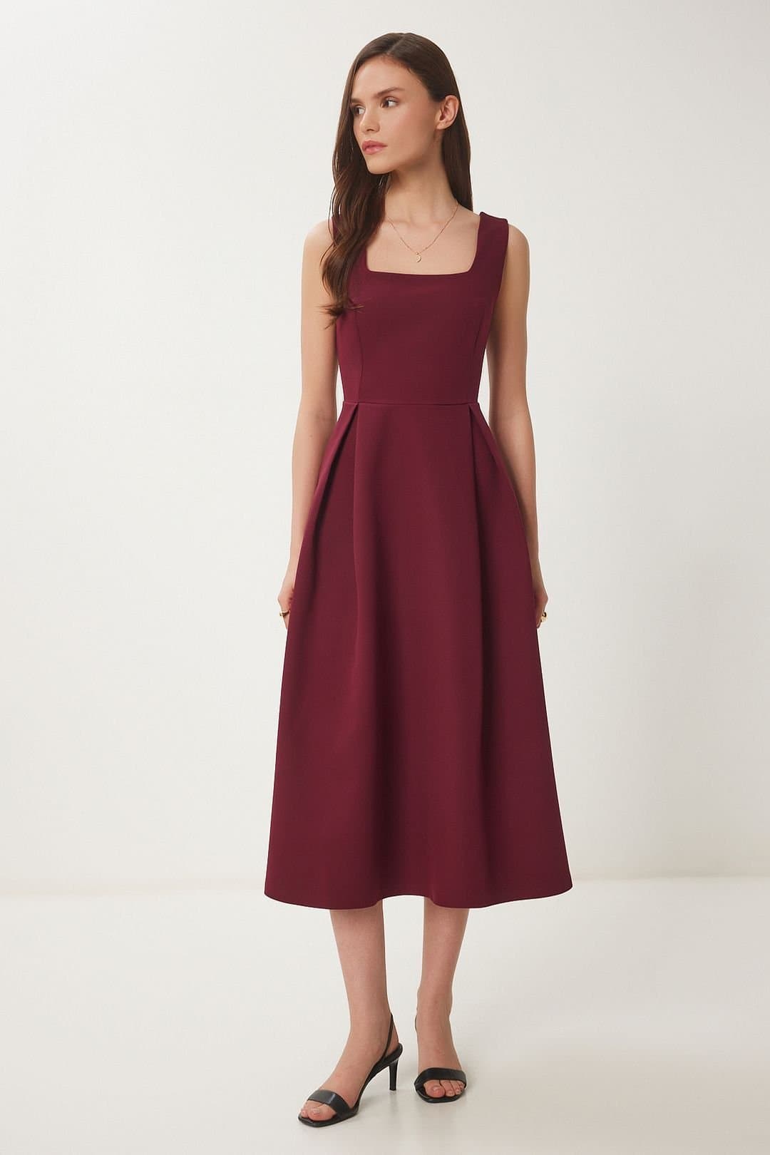 Happiness Istanbul Happiness Istanbul Women's Square Collar A-Form Midi Dress with Zipper Closure in Burgundy