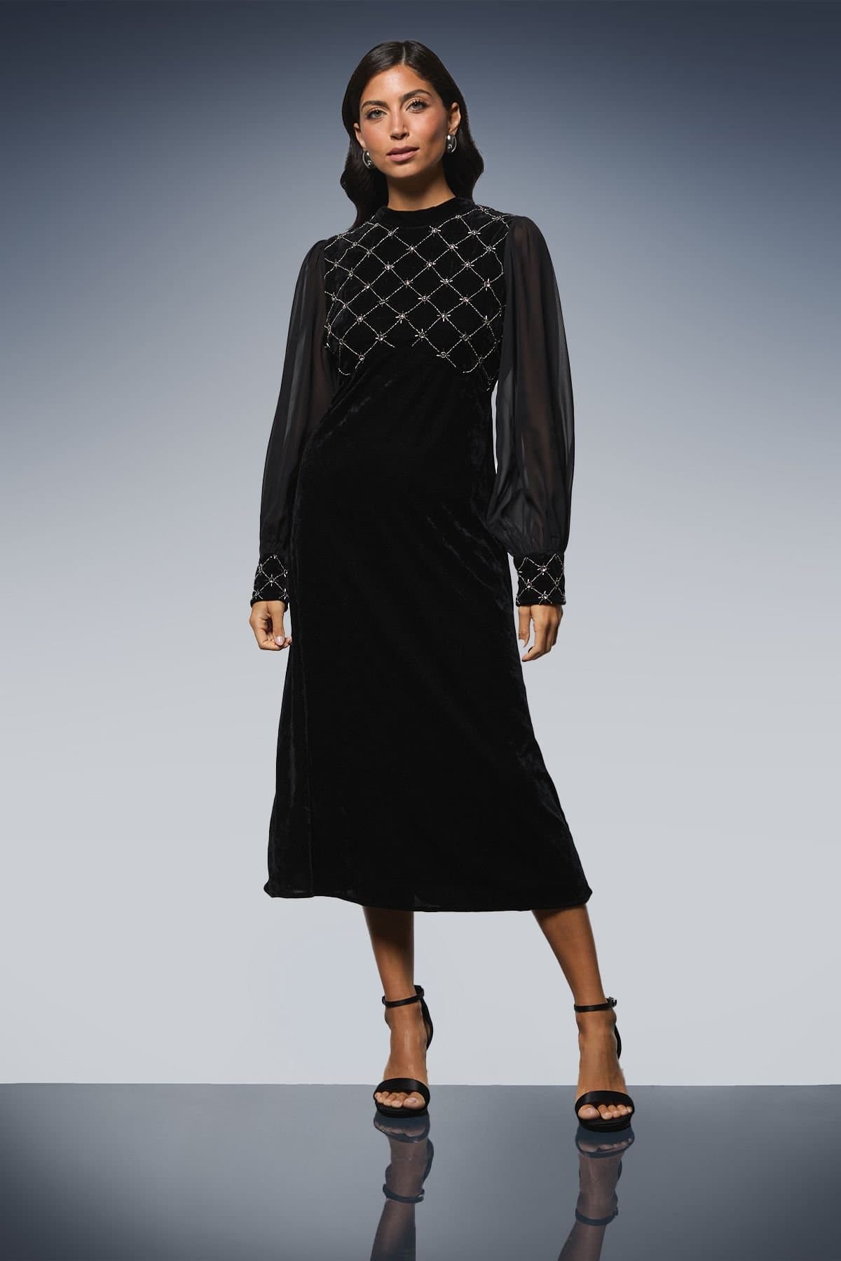 Wallis Wallis Women's Occasion Velvet Embellished Midi Dress in Black