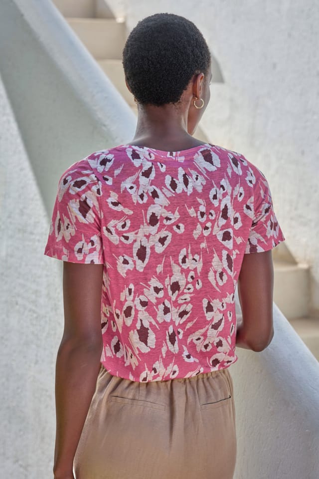 Pure Collection Pure Collection Women's Linen Round Neck Short Sleeve T-Shirt in Pink - 3