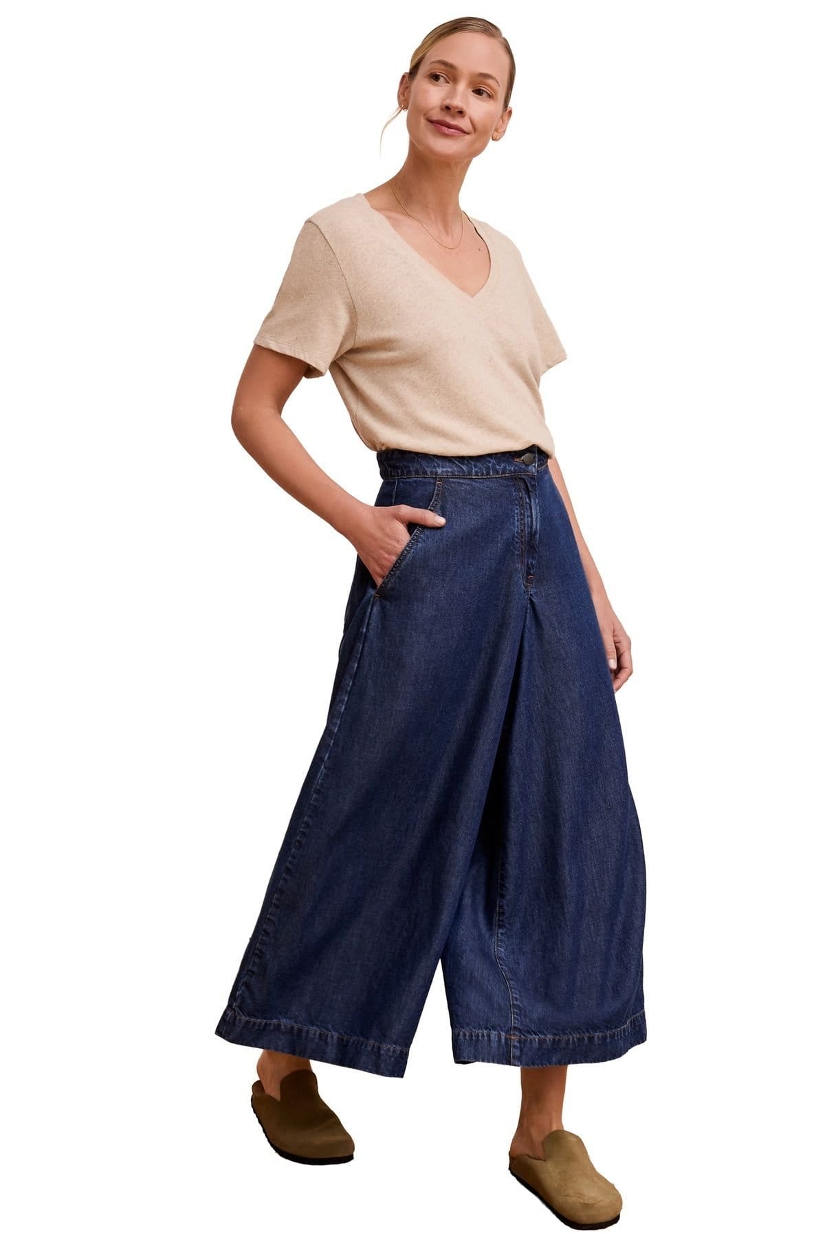 Celtic & Co Celtic & Co Women's Drape Denim Culotte Pants in Dark Blue - 4