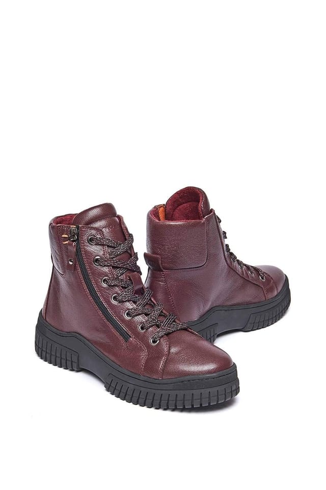 Moshulu Moshulu Women's 'Breen' Lace Up Ankle Boots in Dark Red - 2