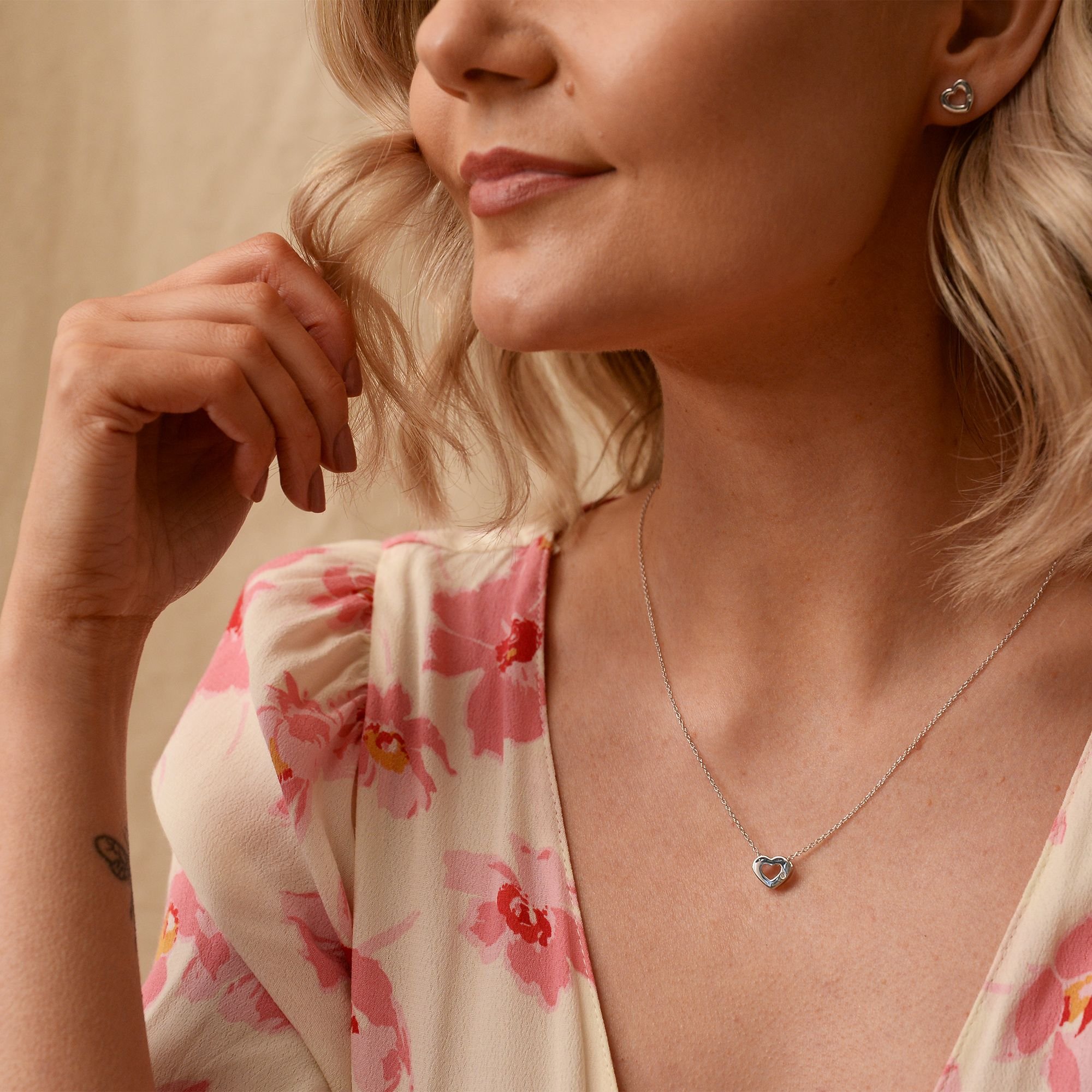 Hot Diamonds Hot Diamonds Women's Diamond Amulet Heart Pendant in Silver - 2