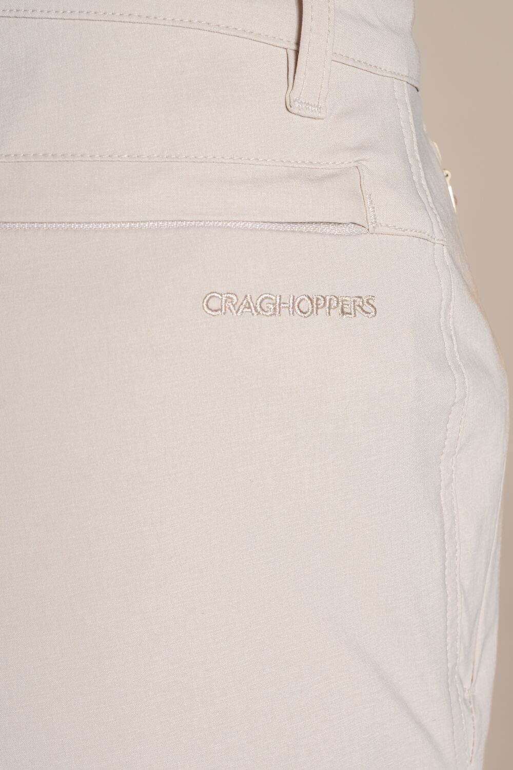 Craghoppers Craghoppers Women's Kiwi Pro III Cropped Water Repellent Anti-Insect Trousers in Cream - 4