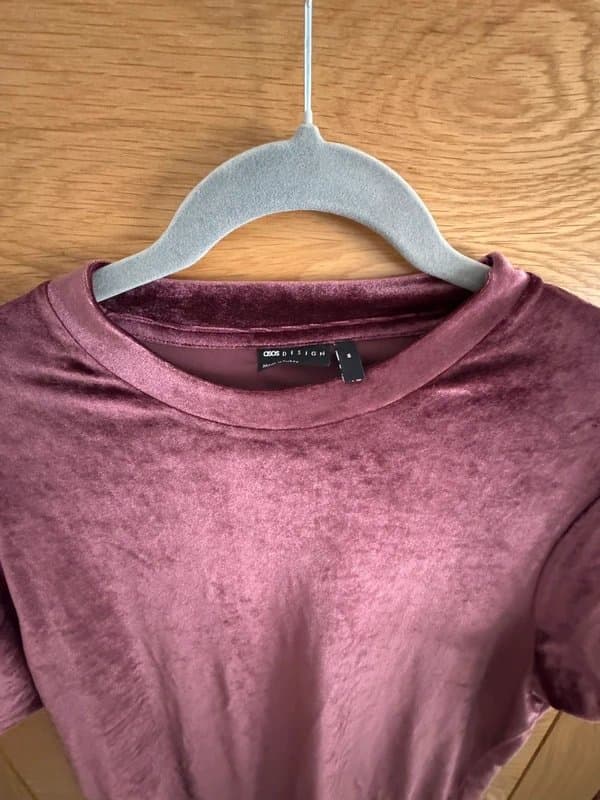 ASOS ASOS Design Purple Velvet T-Shirt – Size M – Luxe Minimal