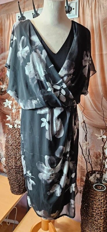 Jacques Vert Jacques vert black floral chiffon cape dress size 12