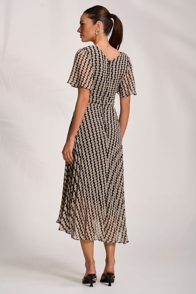 Jolie Moi Jolie Moi Women's Pleated Chiffon Maxi Dress in Jet Black - 2