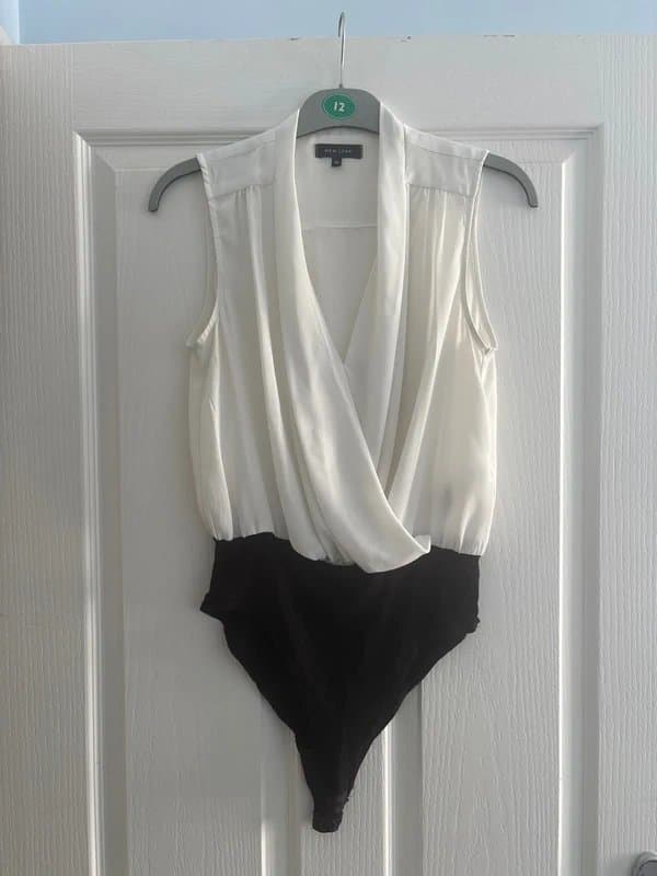 New Look White Chiffon V Neck Bodysuit.